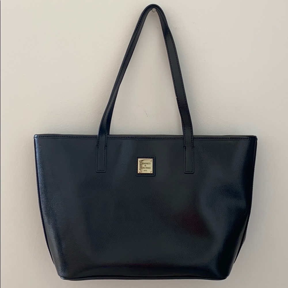 CLASSIC DOONEY TOTE 🖤❤️